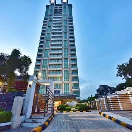 Padgett Place Prime Suites Cebu Dış mekan fotoğraf