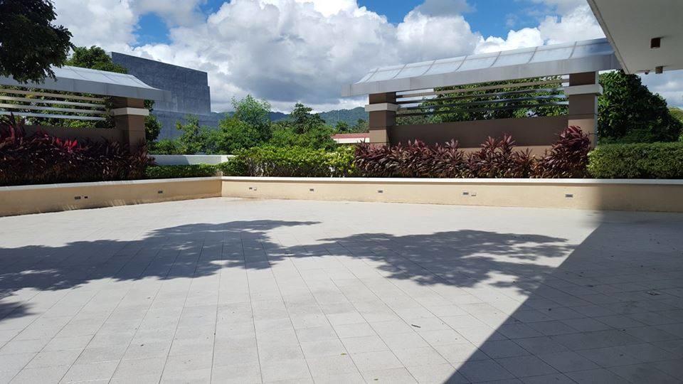 Padgett Place Prime Suites Cebu Dış mekan fotoğraf