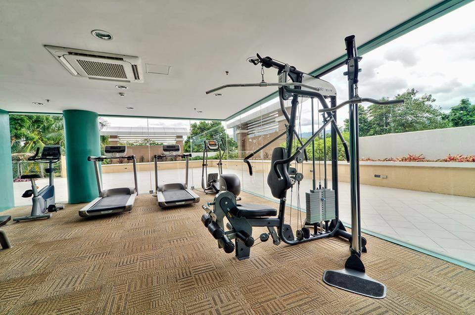 Padgett Place Prime Suites Cebu Dış mekan fotoğraf