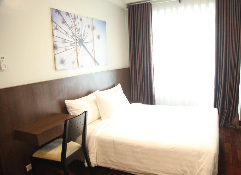 Padgett Place Prime Suites Cebu Dış mekan fotoğraf