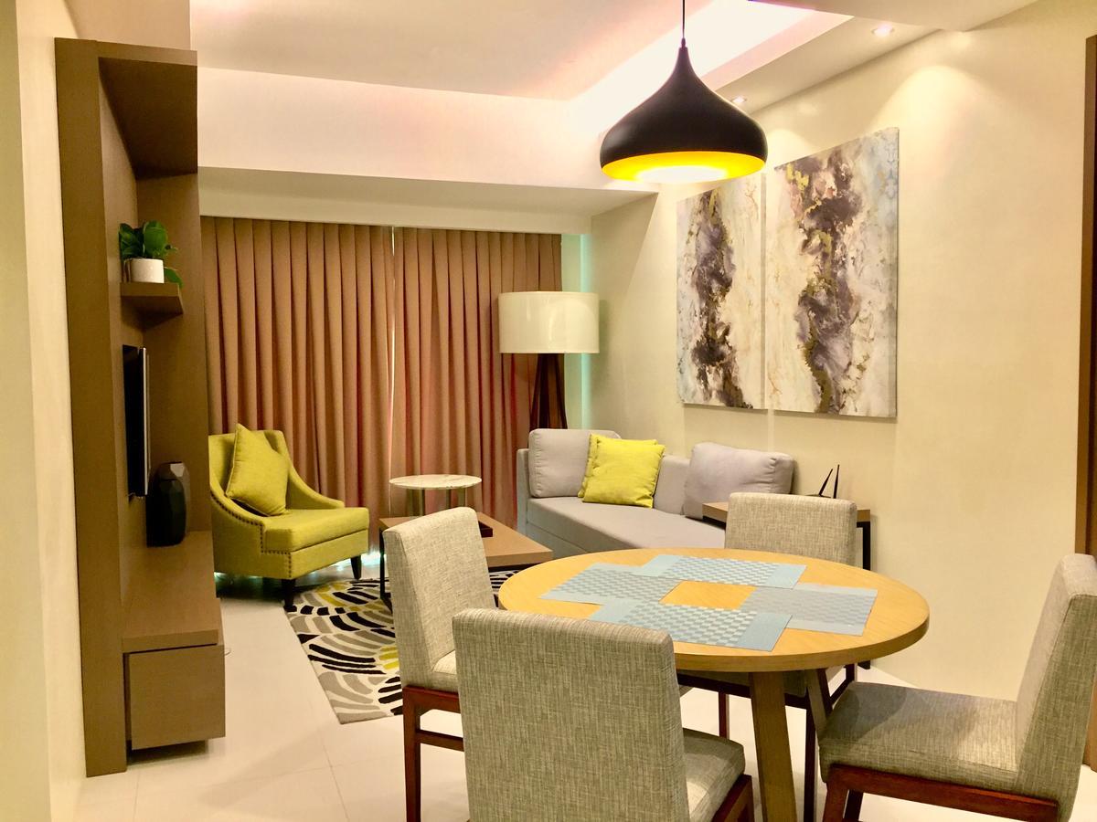 Padgett Place Prime Suites Cebu Dış mekan fotoğraf