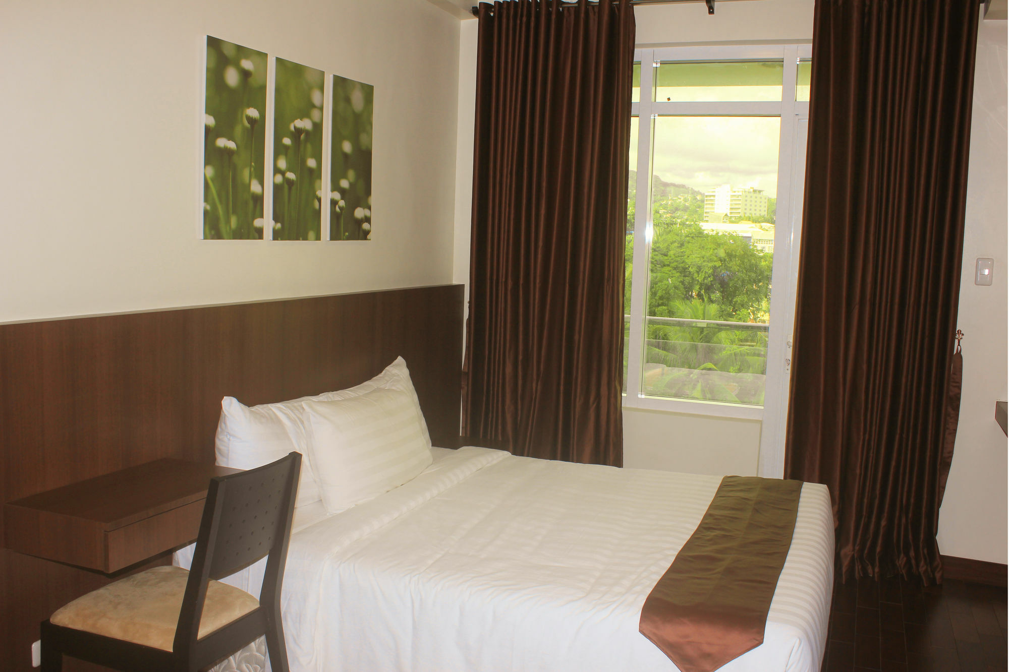Padgett Place Prime Suites Cebu Dış mekan fotoğraf
