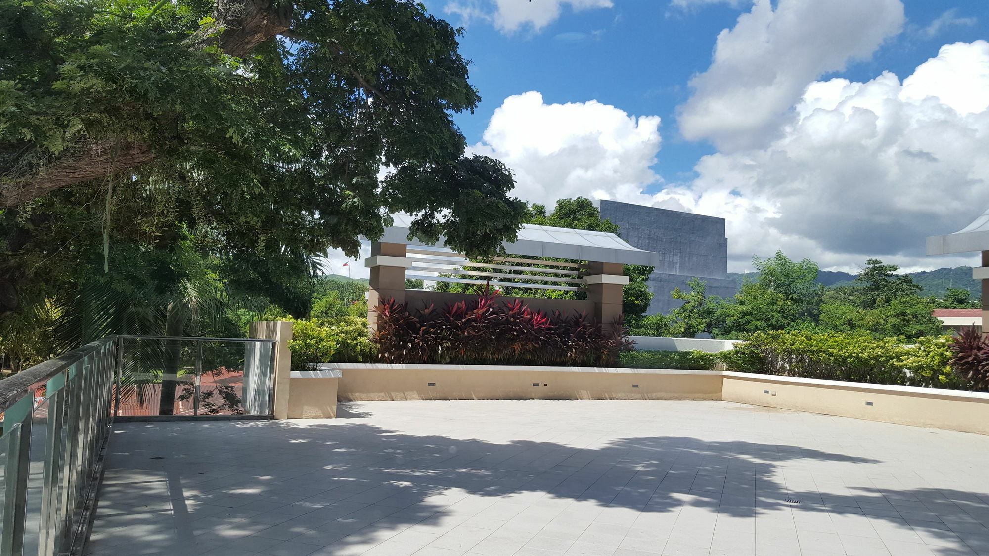 Padgett Place Prime Suites Cebu Dış mekan fotoğraf