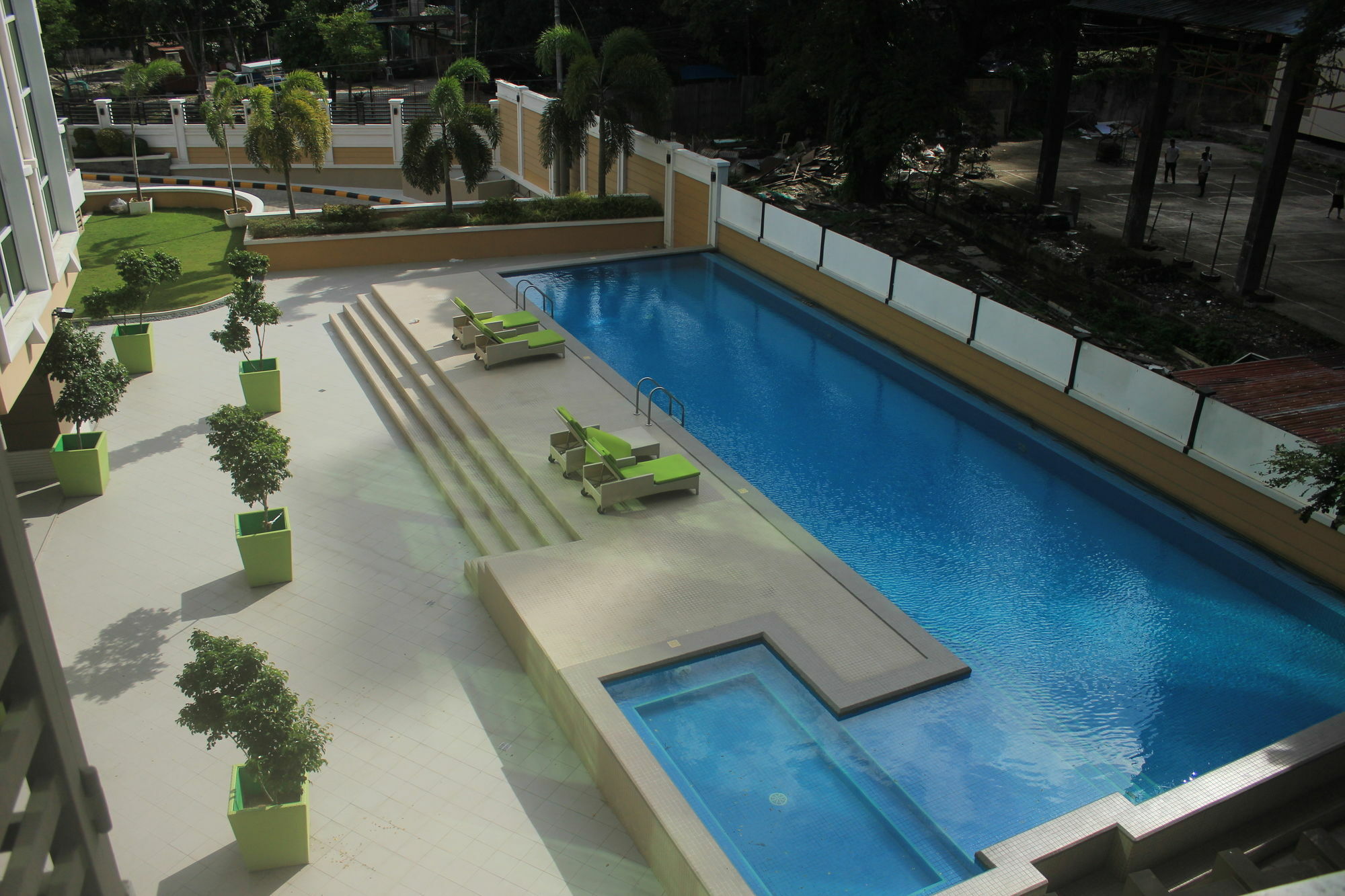 Padgett Place Prime Suites Cebu Dış mekan fotoğraf
