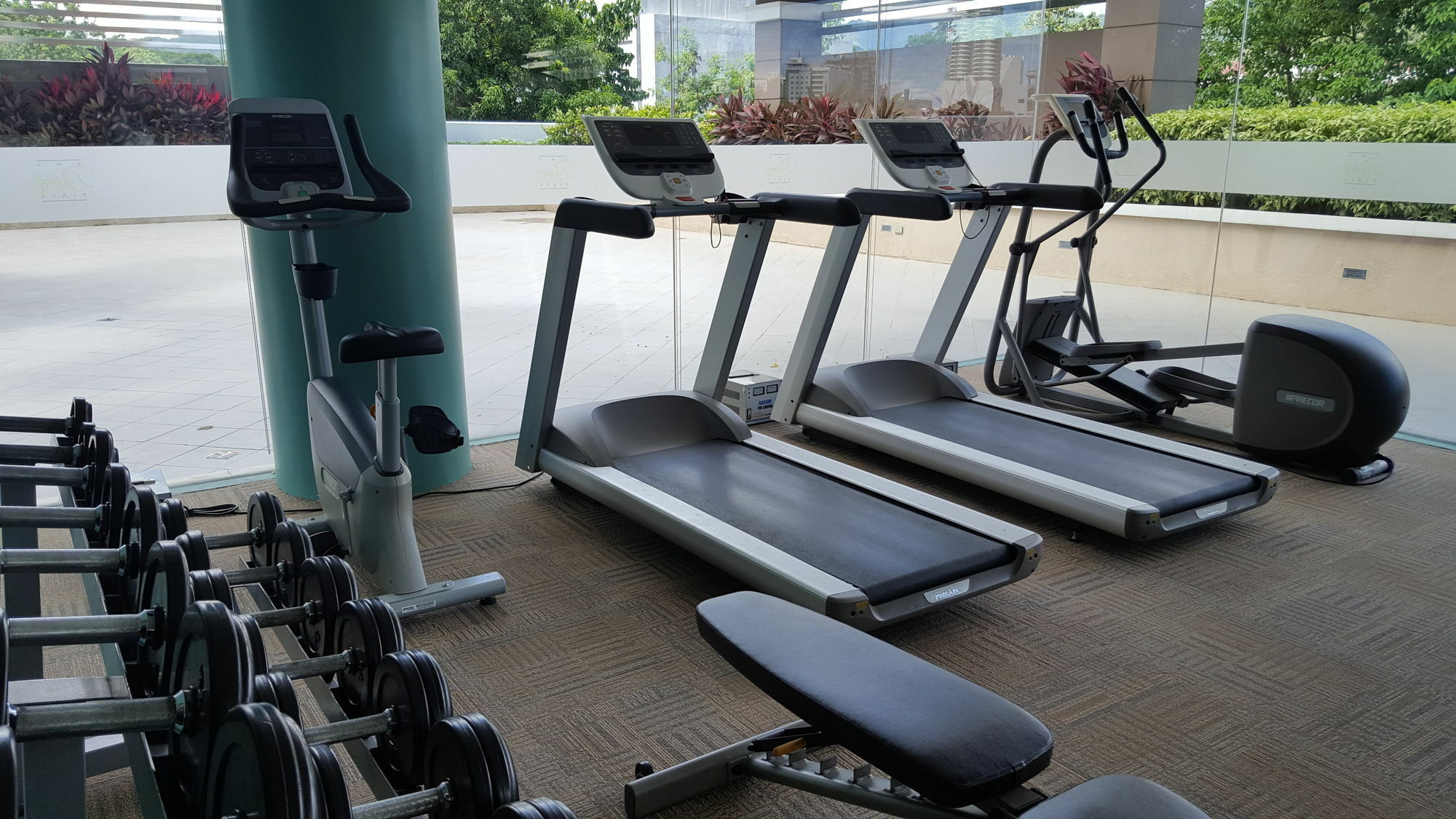 Padgett Place Prime Suites Cebu Dış mekan fotoğraf