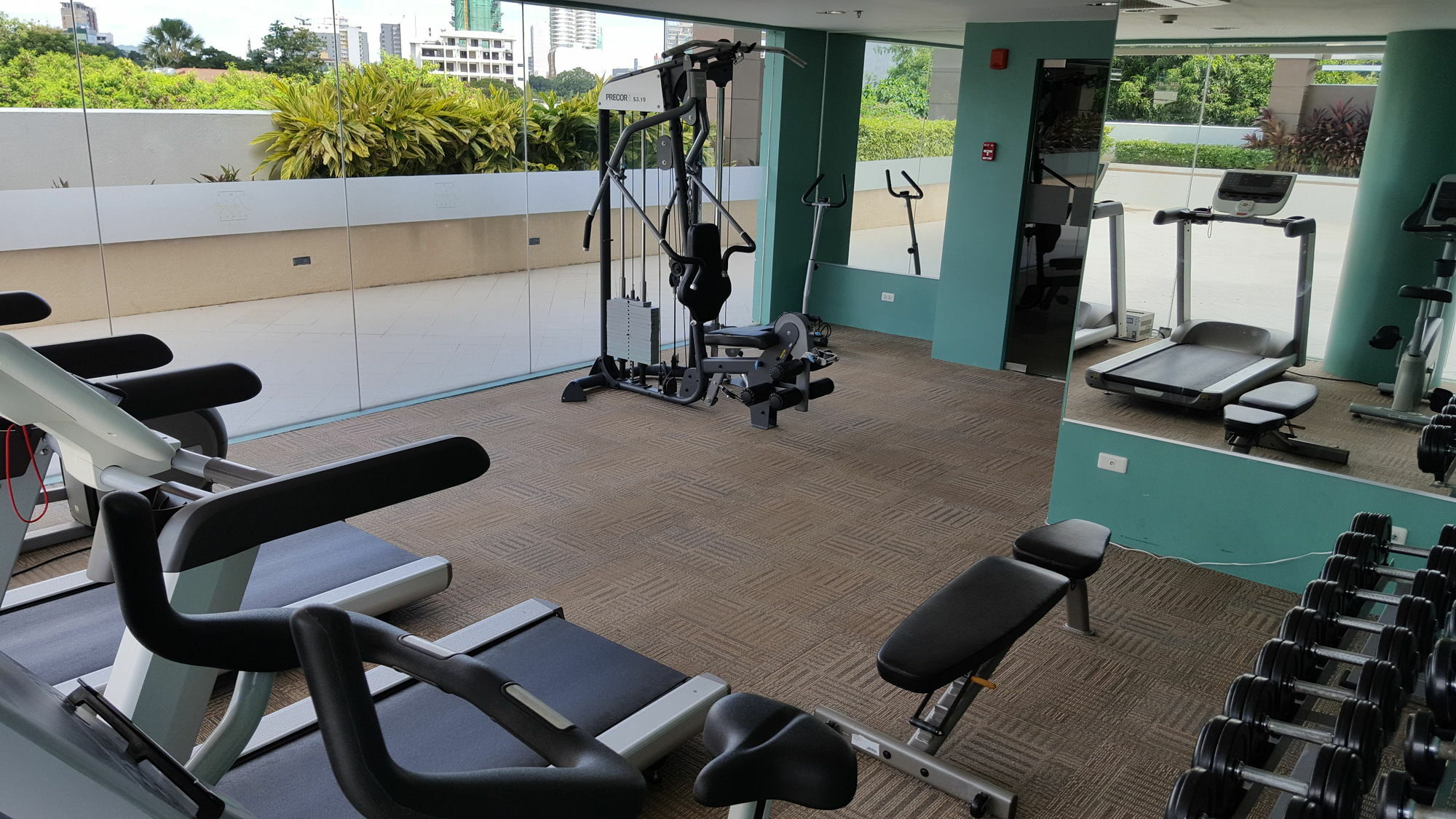 Padgett Place Prime Suites Cebu Dış mekan fotoğraf